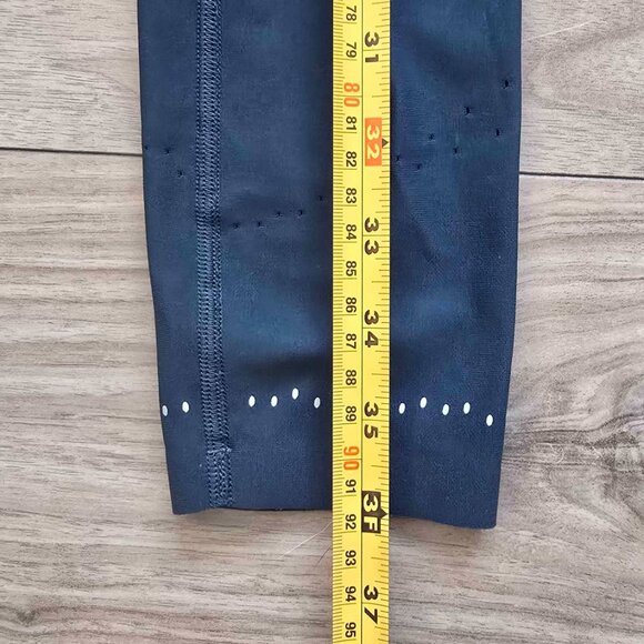 Lululemon Zoned In Tight 27” – Night Diver – Size 4 – Women’s Running Leggings - Picture 7 of 8